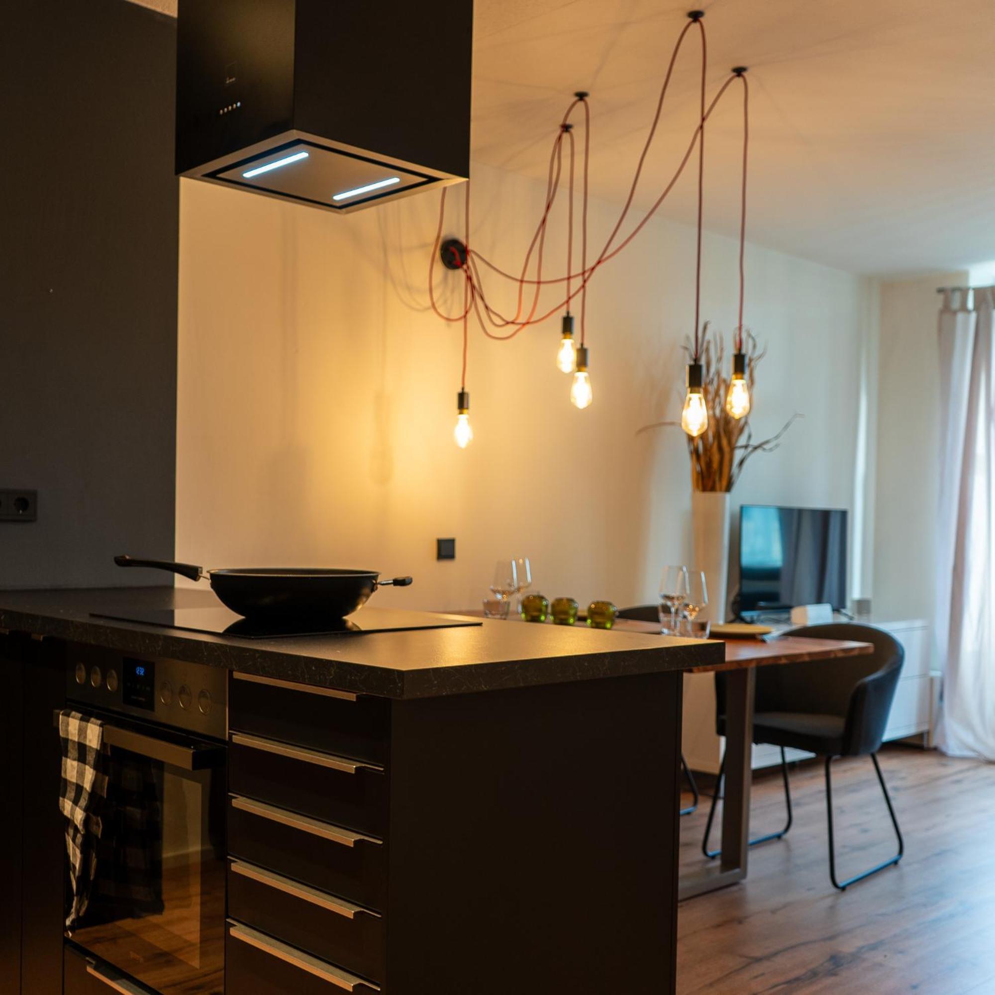 M Apartment Charme - Gemuetlich Geraeumig Heimisch 朗道因德普法尔茨 外观 照片